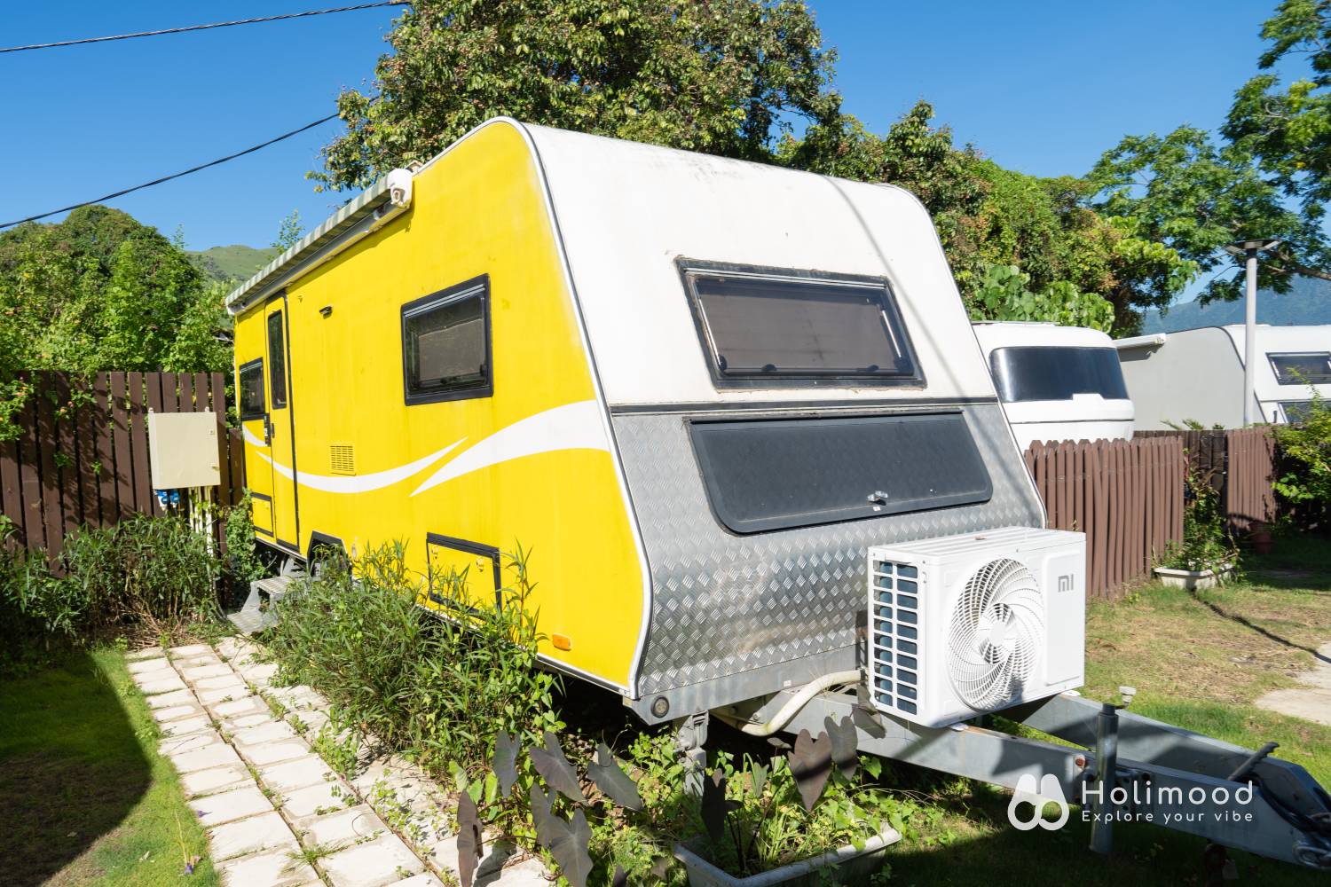 【寵物友善】黃色露營車 (2-3人) <可租燒烤爐>